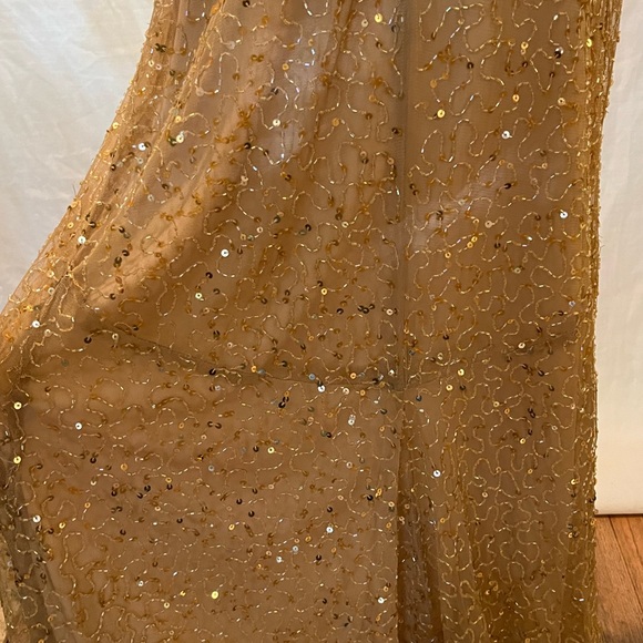 Vintage Y2K gold sequin✨ beaded cowl halter neck open back gown 🪐 - Picture 6 of 8
